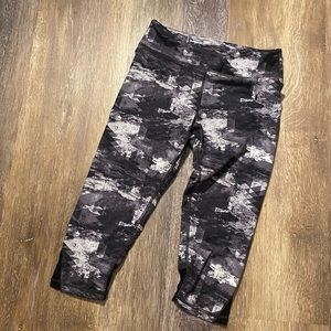 Zocha Patterned Leggings with Mesh Detail